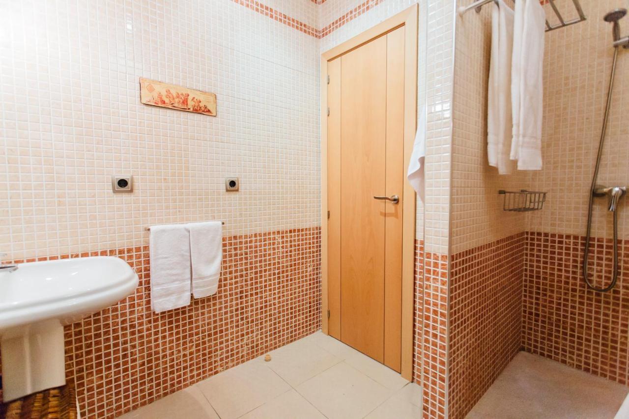 Bright And Central- 2Bd 1Bth- Malhara Севиля Екстериор снимка