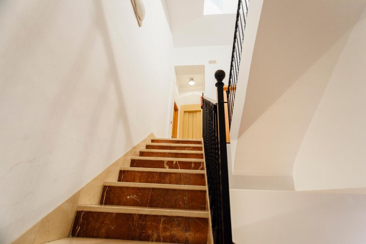 Bright And Central- 2Bd 1Bth- Malhara Севиля Екстериор снимка