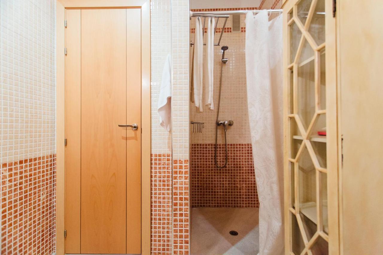 Bright And Central- 2Bd 1Bth- Malhara Севиля Екстериор снимка
