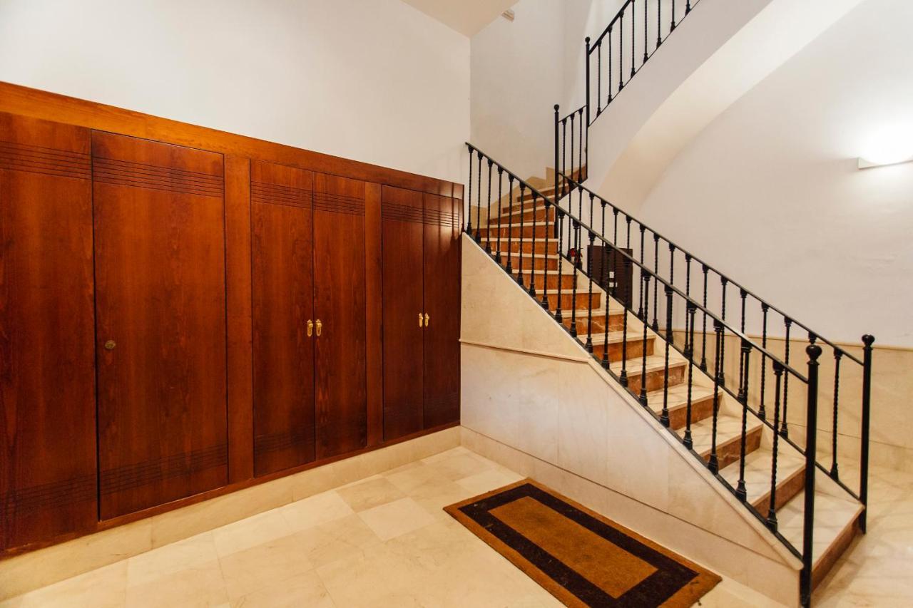 Bright And Central- 2Bd 1Bth- Malhara Севиля Екстериор снимка